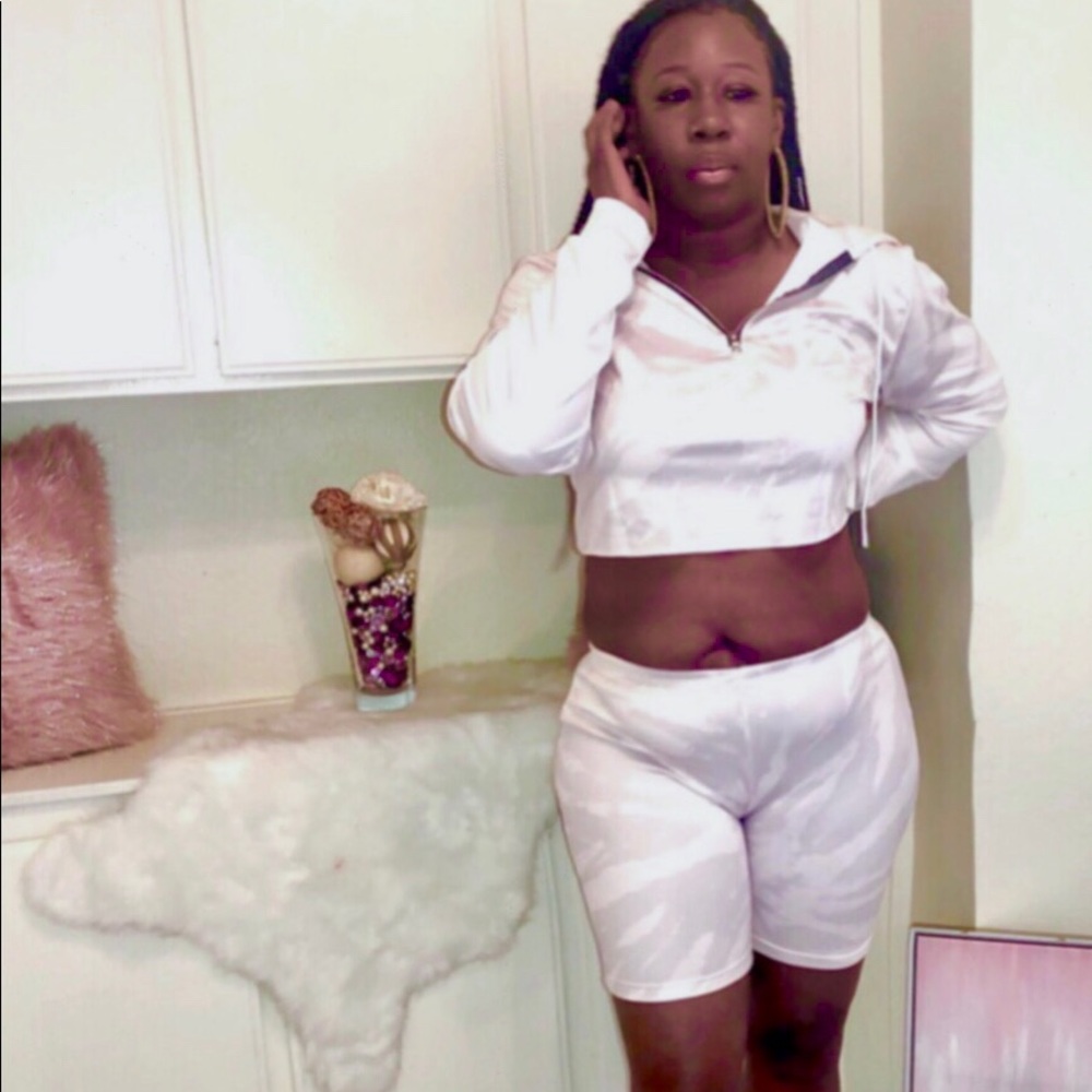 Two piece set